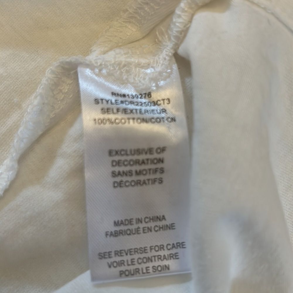 DR 2 short sleeve Hello Sunshine tee Size M NWT - Picture 8 of 9